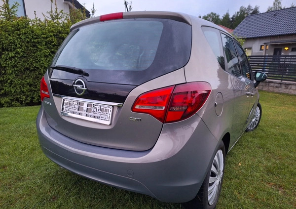Opel Meriva cena 20700 przebieg: 229561, rok produkcji 2011 z Skalbmierz małe 781